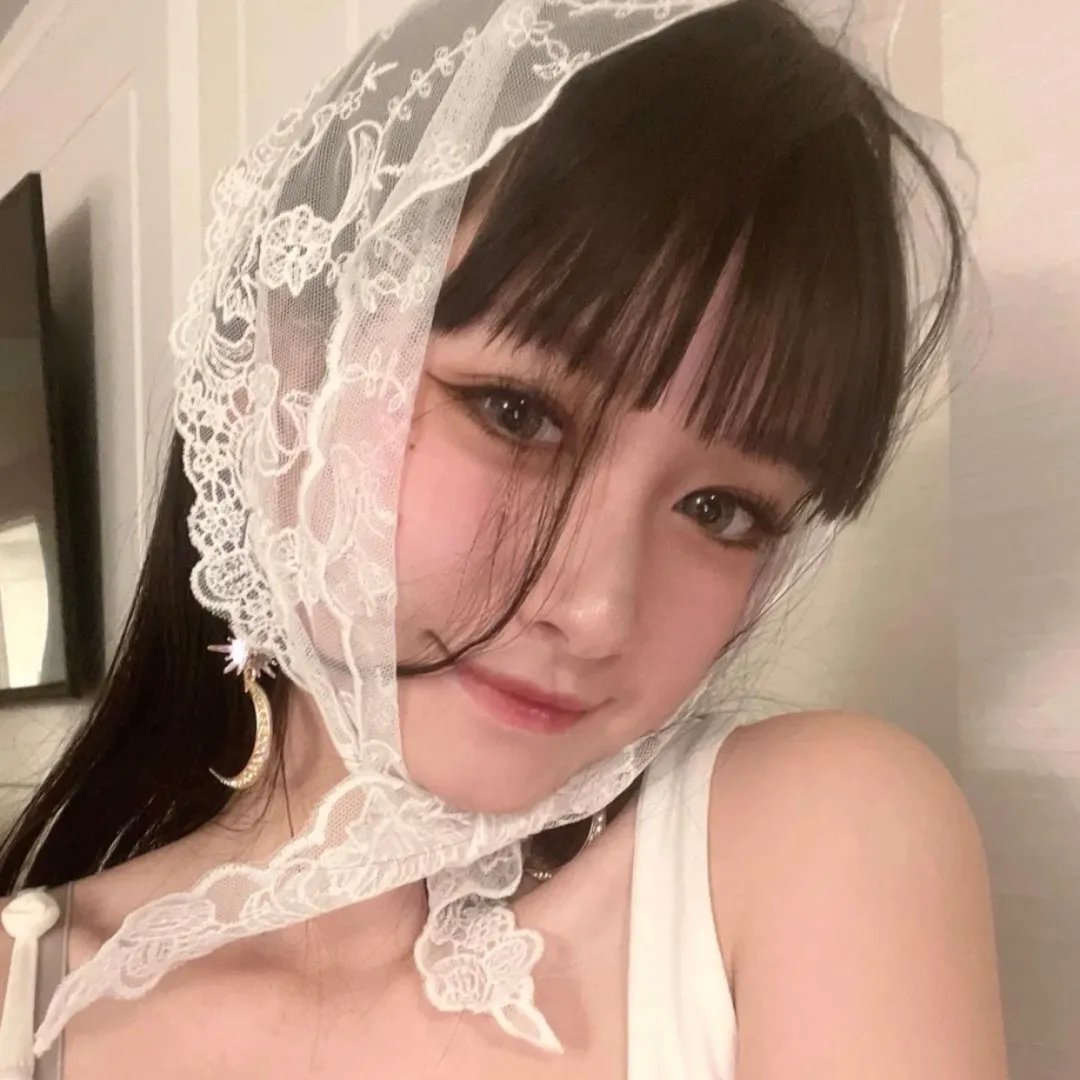 女孩,母亲与恶魔